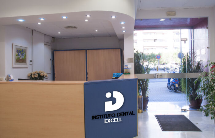 instituto dental excell en sevilla