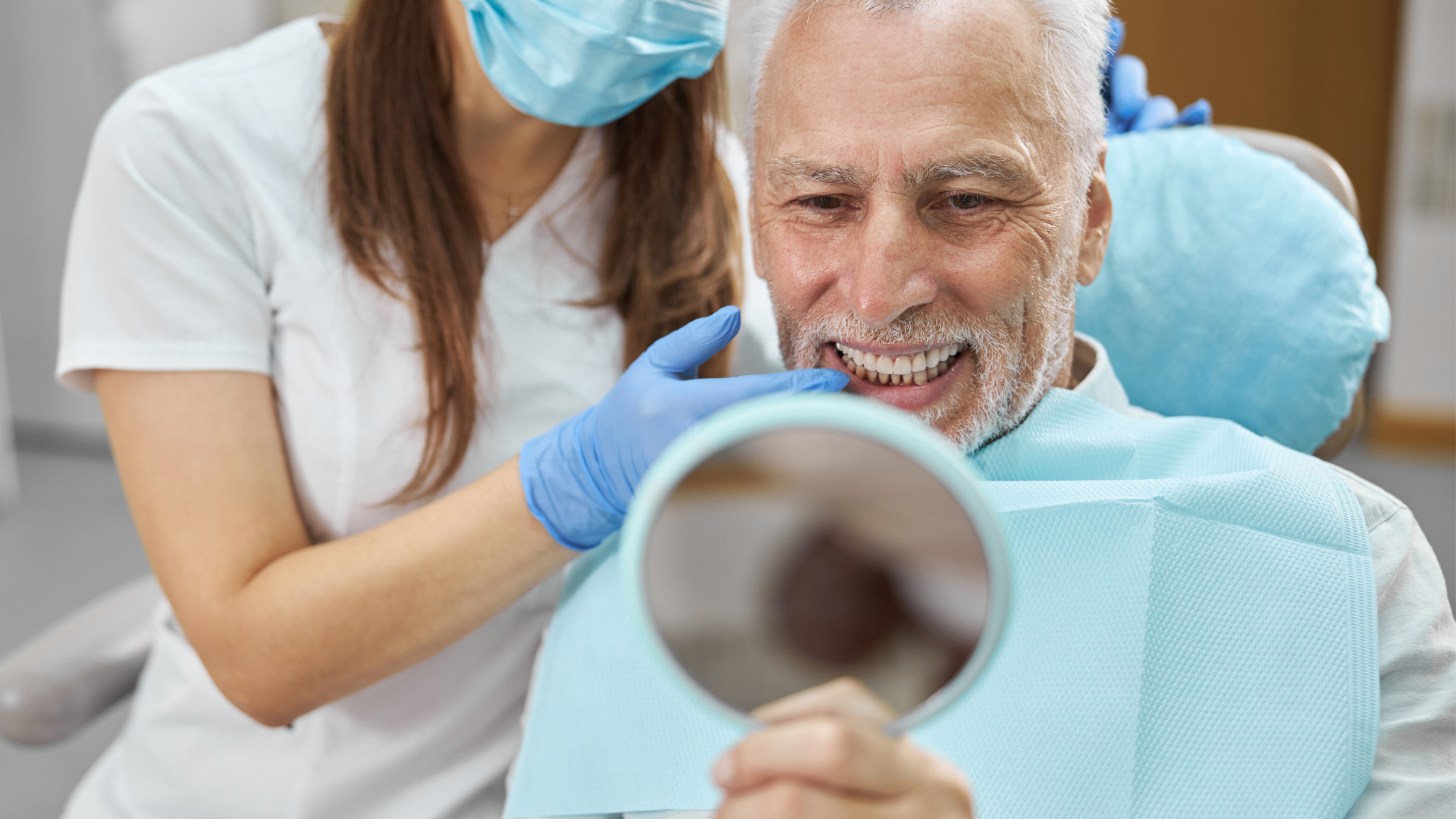 implantes dentales sevilla